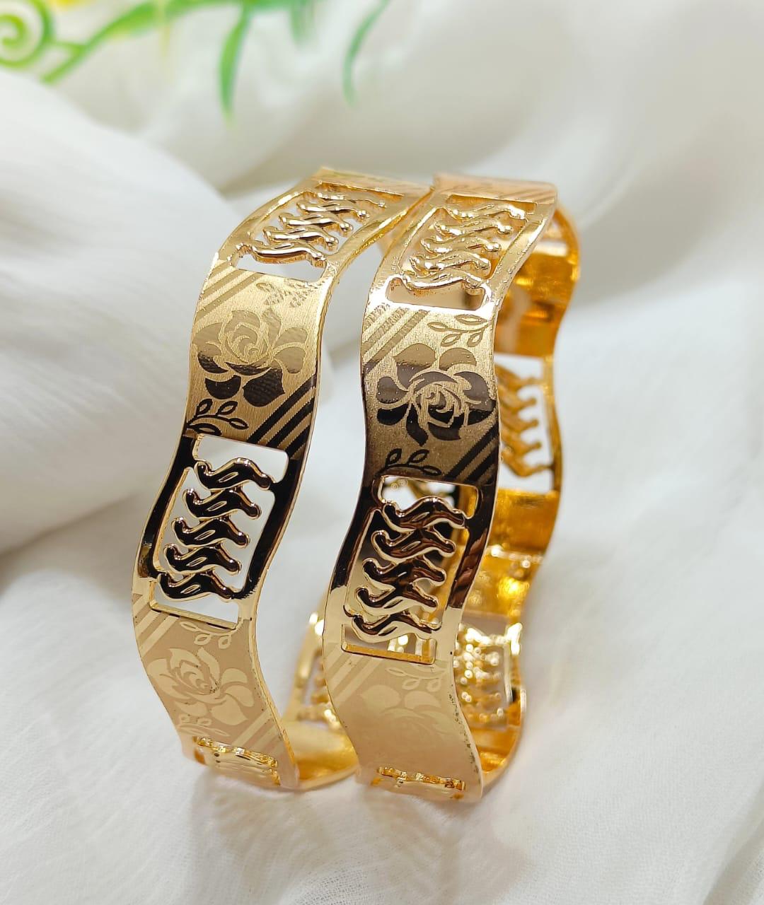 Stylish Golden Plated Bangles