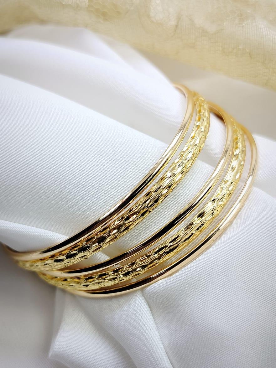 2pcs curly and 4 thick shape bangle for women